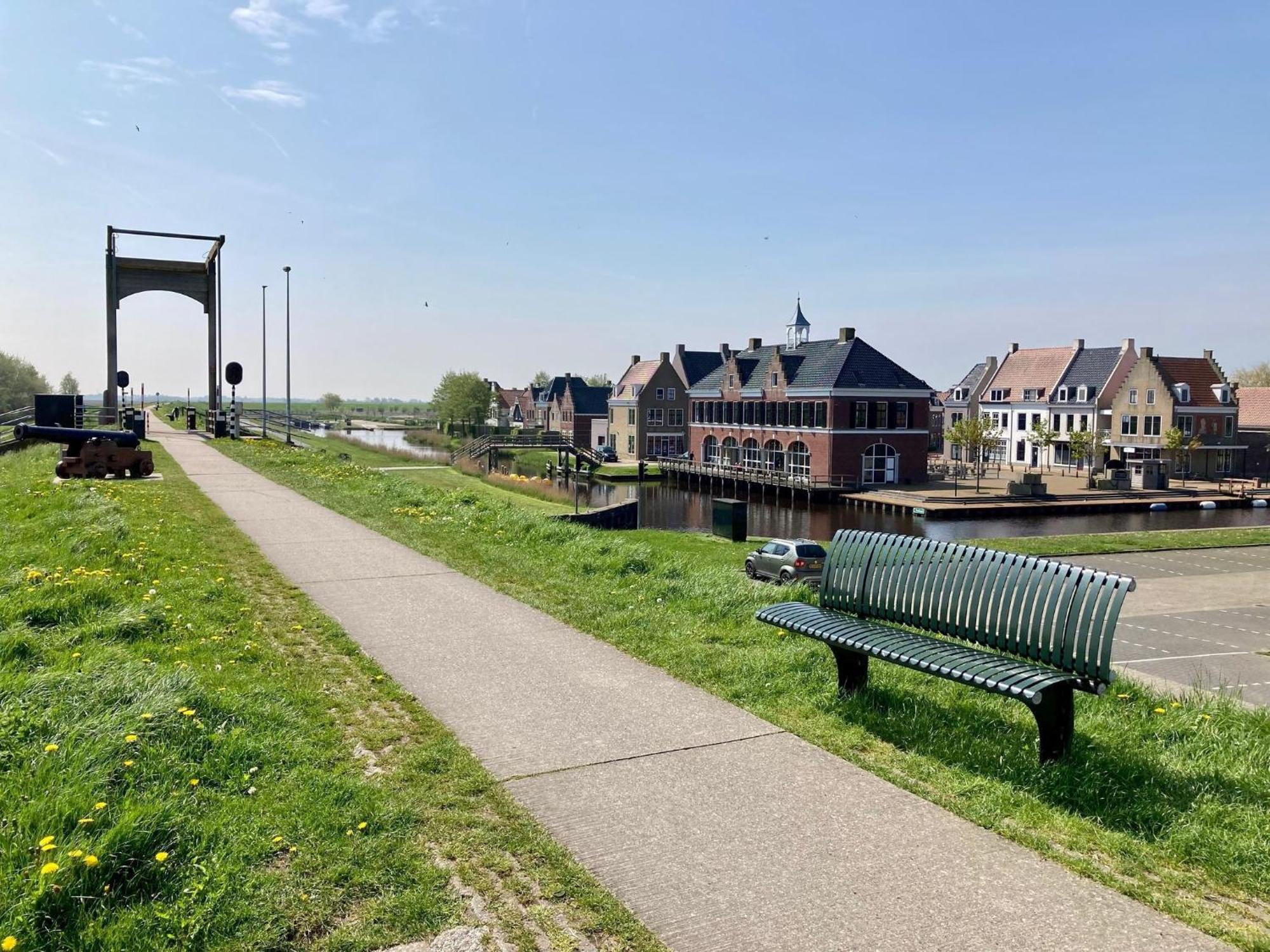 "Heleen" 6 Pers, Lauwersmeer Waterfront, Full Equipped And Modern Anjum Exteriér fotografie